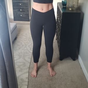 2 pair black lululemon leggings